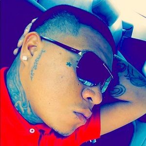 Meet your Posher, Emmanuel